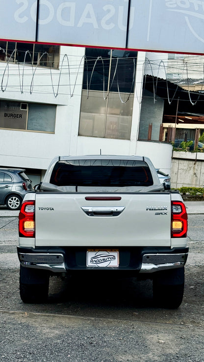 TOYOTA HILUX SRX 2.8 TURBO DIESEL 2021 AUTOMÁTICA 4X4