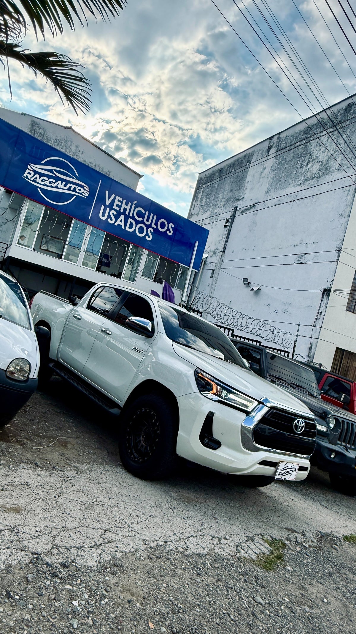 TOYOTA HILUX SRX 2.8 TURBO DIESEL 2021 AUTOMÁTICA 4X4