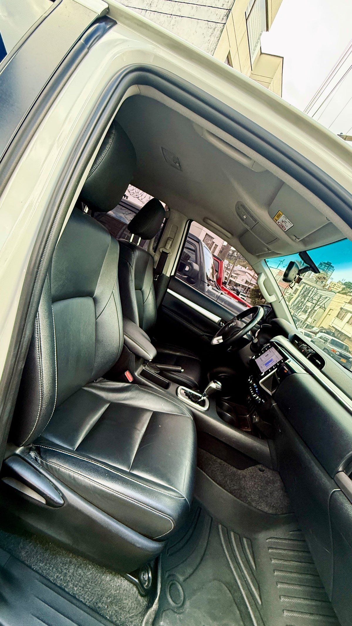 TOYOTA HILUX SRX 2.8 TURBO DIESEL 2021 AUTOMÁTICA 4X4