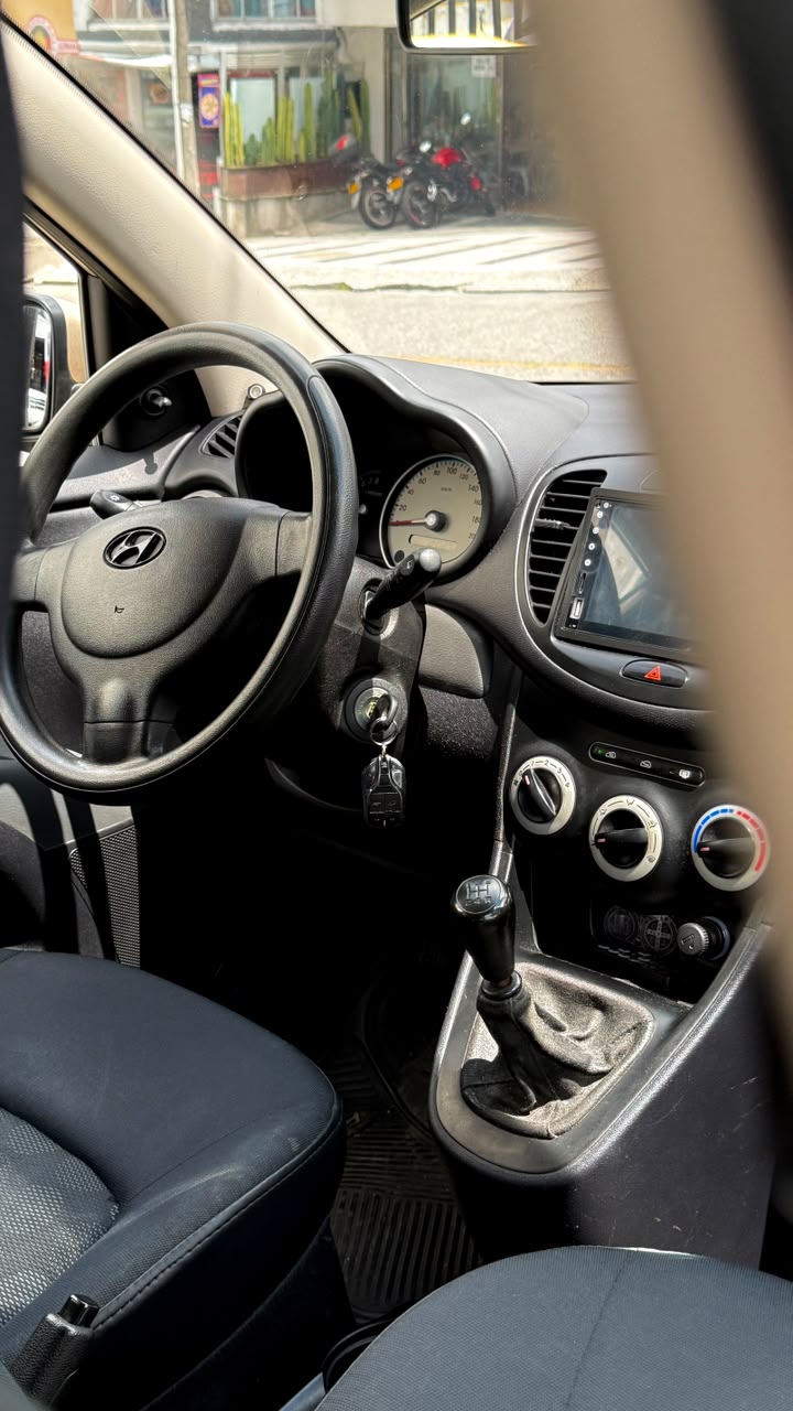 HYUNDAI i10 HATCHBACK 1.2 2009 MECÁNICO