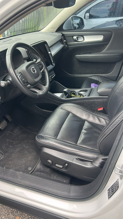 VOLVO XC40 2.0 2022
