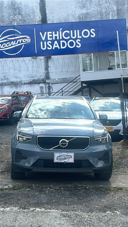VOLVO XC40 2.0 2023