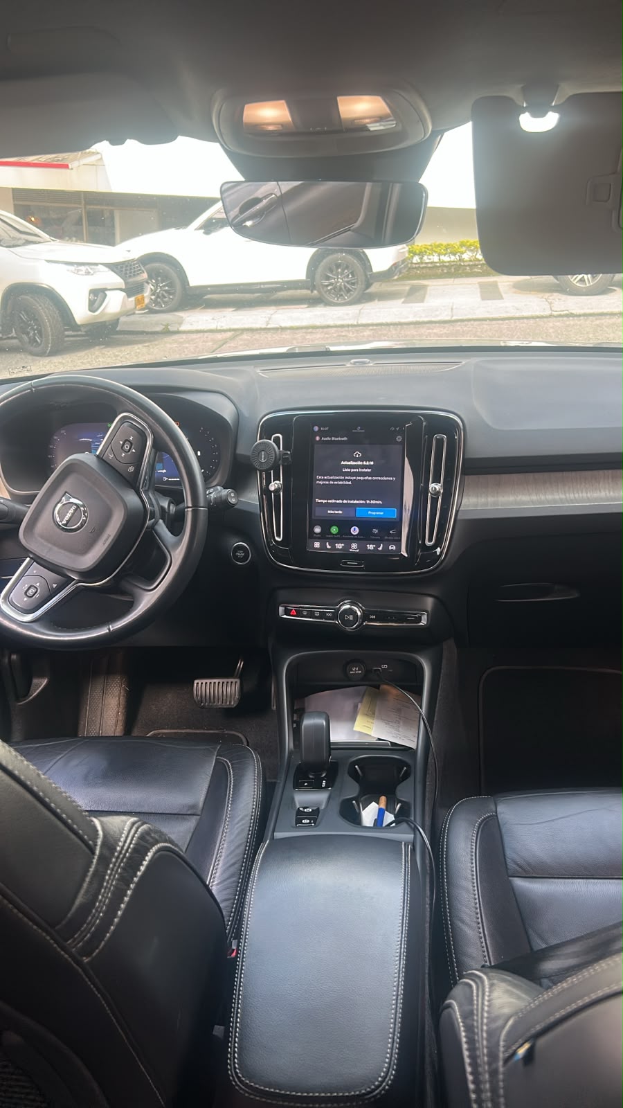 VOLVO XC40 2.0 2023