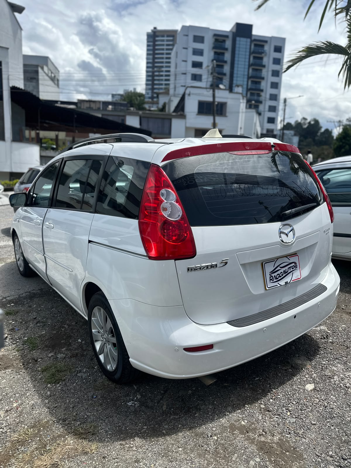 MAZDA 5 2.0 2008 AUTOMÁTICO