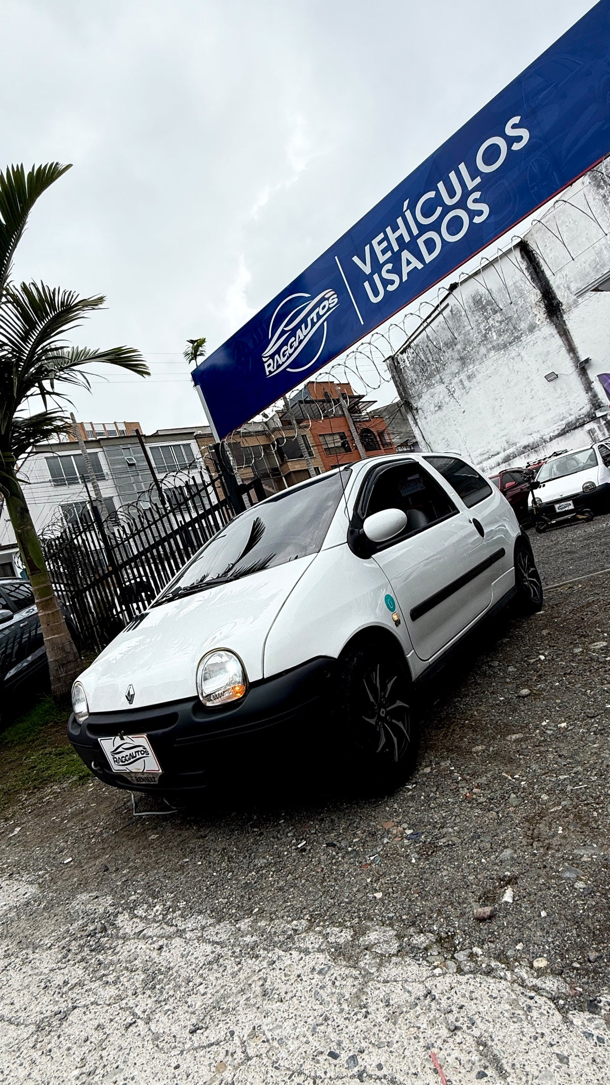 RENAULT TWINGO DYNAMIQUE 1.2 GASOLINA 2007 MECÁNICO 4X2