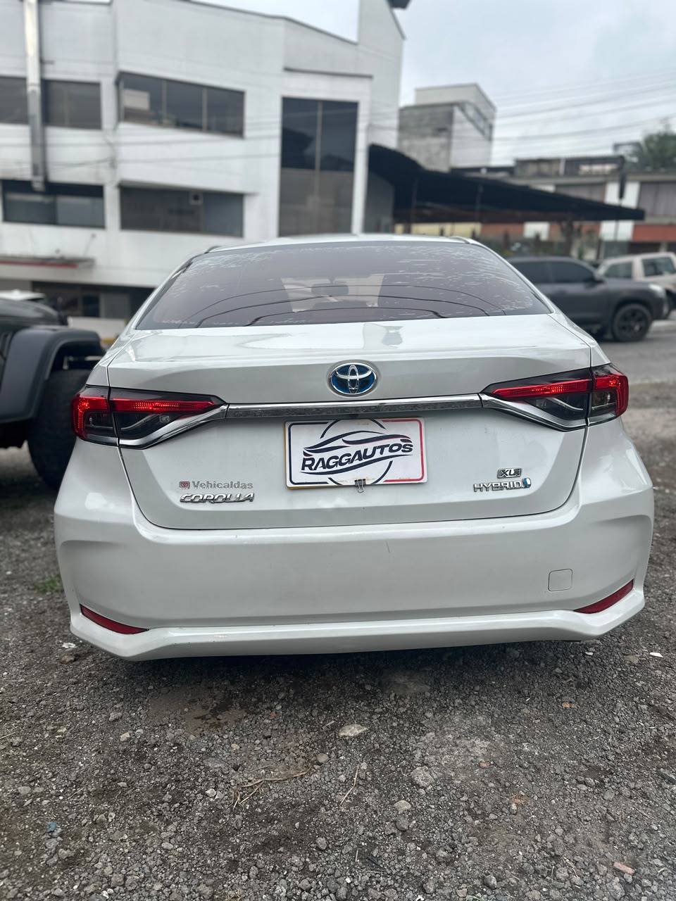 TOYOTA COROLLA XLI HYBRID 1.8 SEDÁN 2023 AUTOMÁTICO