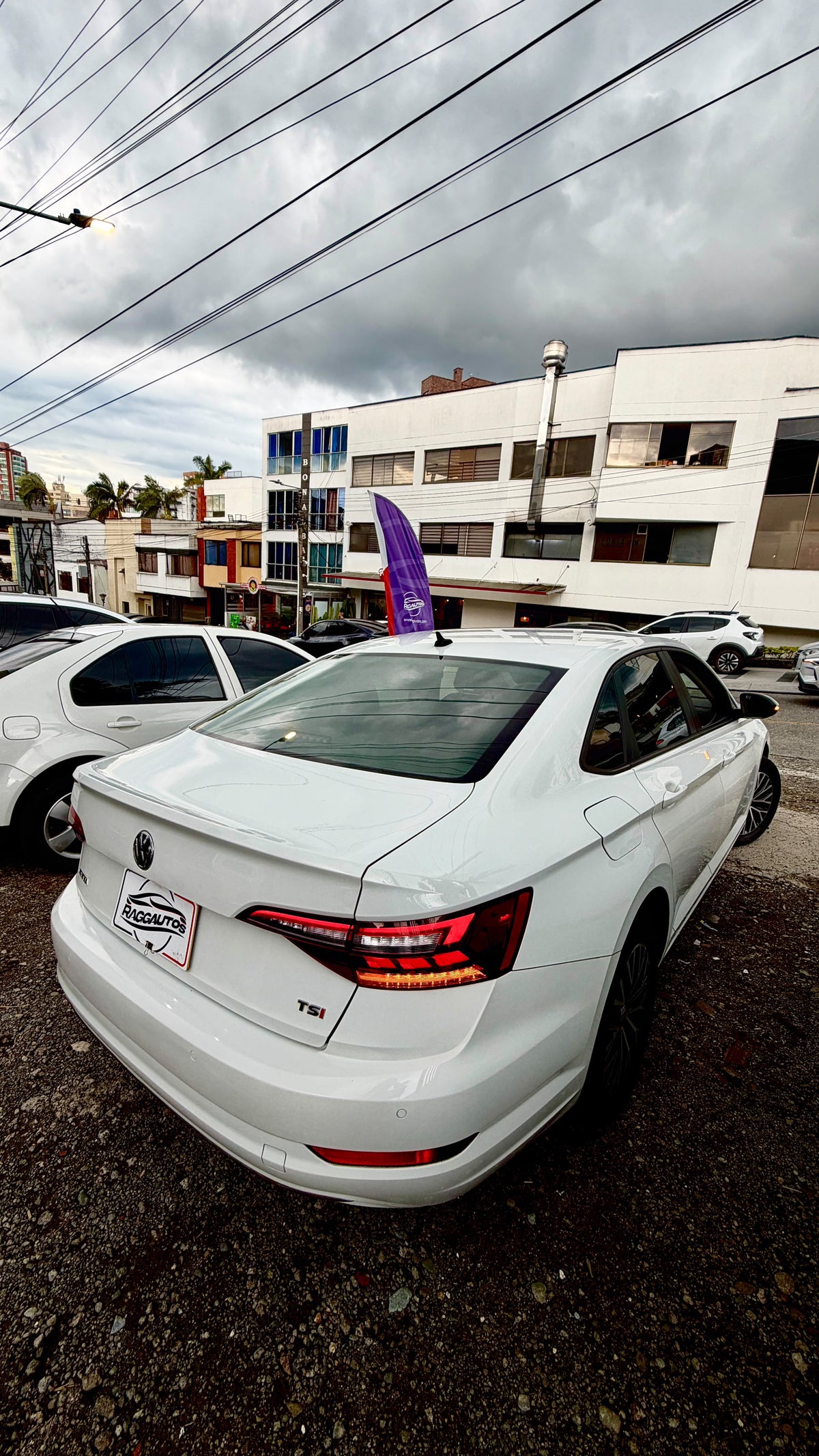 VOLKSWAGEN JETTA COMFORTLINE 1.4 GASOLINA 2019 MECÁNICO
