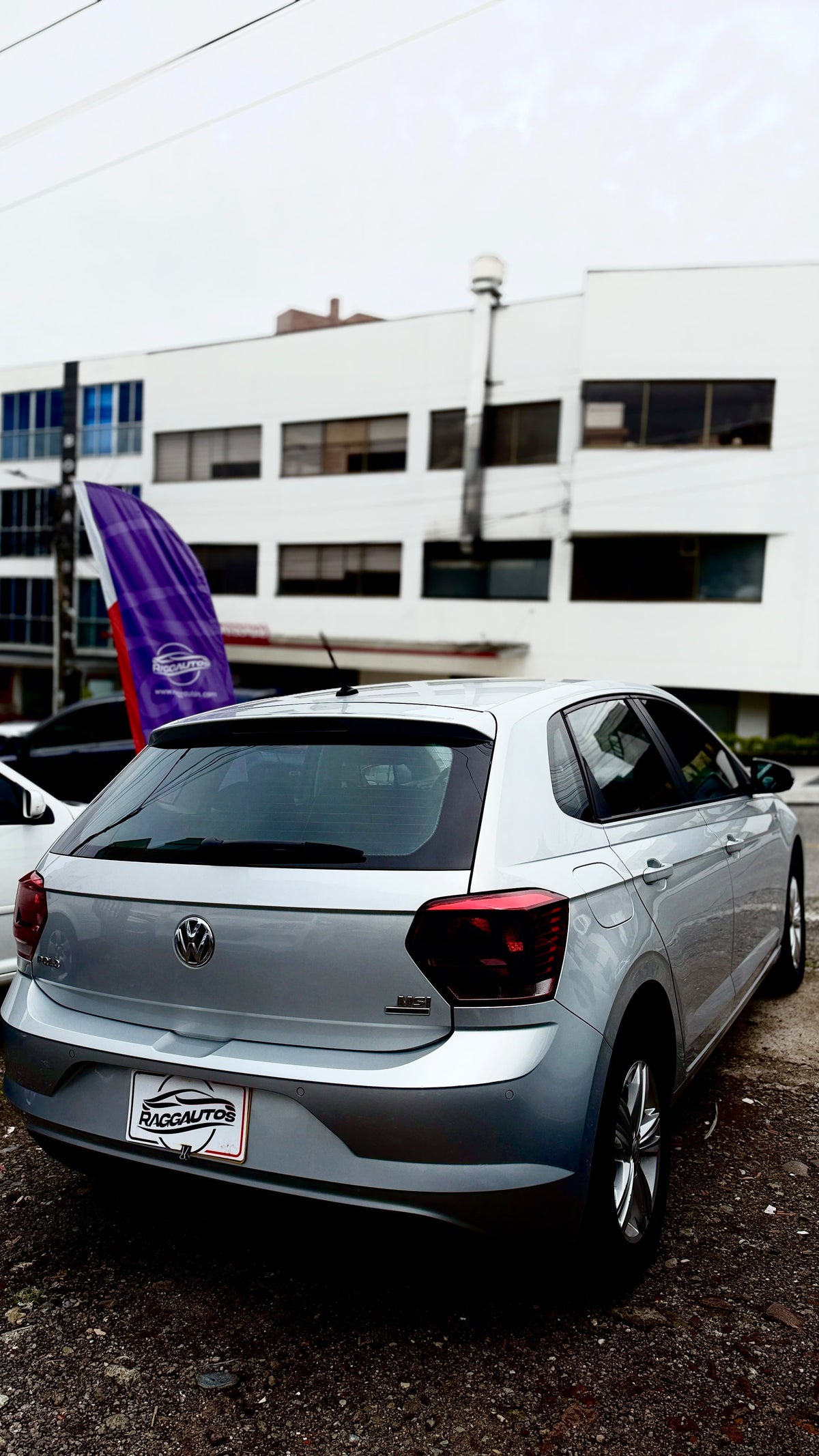 VOLKSWAGEN POLO COMFORTLINE 1.6 2020 AUTOMÁTICO