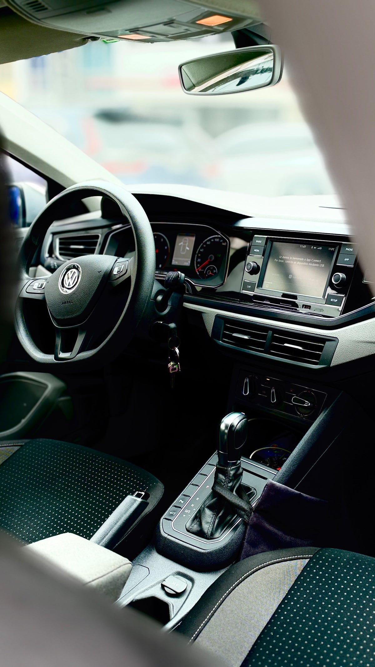 VOLKSWAGEN POLO COMFORTLINE 1.6 2020 AUTOMÁTICO
