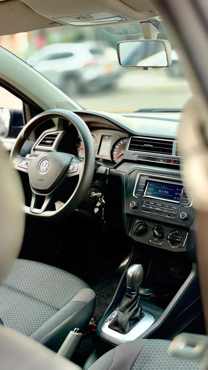 VOLKSWAGEN VOYAGE TRENDLINE  1.6 GASOLINA 2023 AUTOMÁTICO