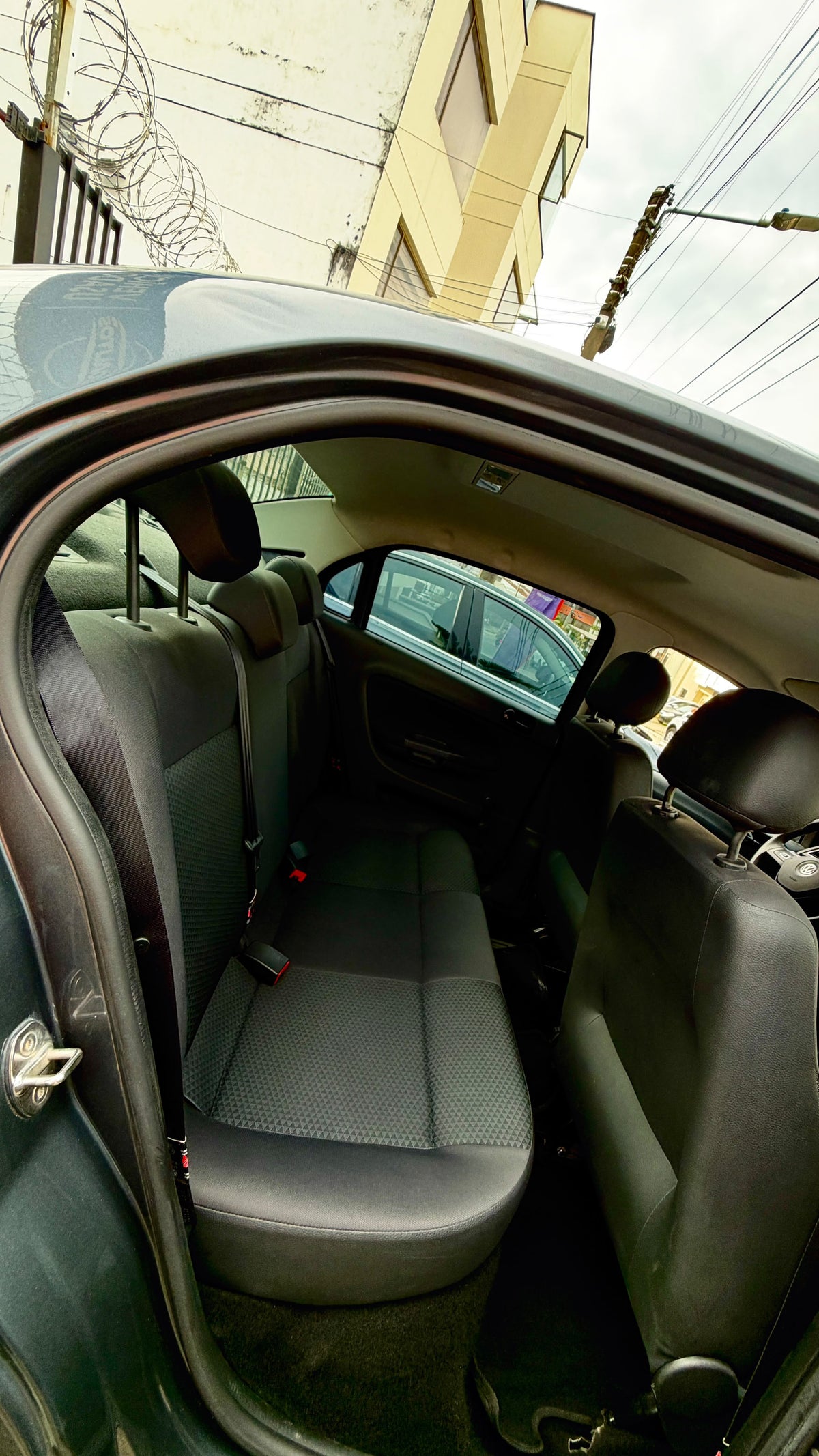 VOLKSWAGEN VOYAGE TRENDLINE  1.6 GASOLINA 2023 AUTOMÁTICO