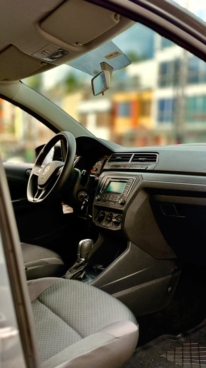 VOLKSWAGEN VOYAGE TRENDLINE  1.6 GASOLINA 2023 AUTOMÁTICO