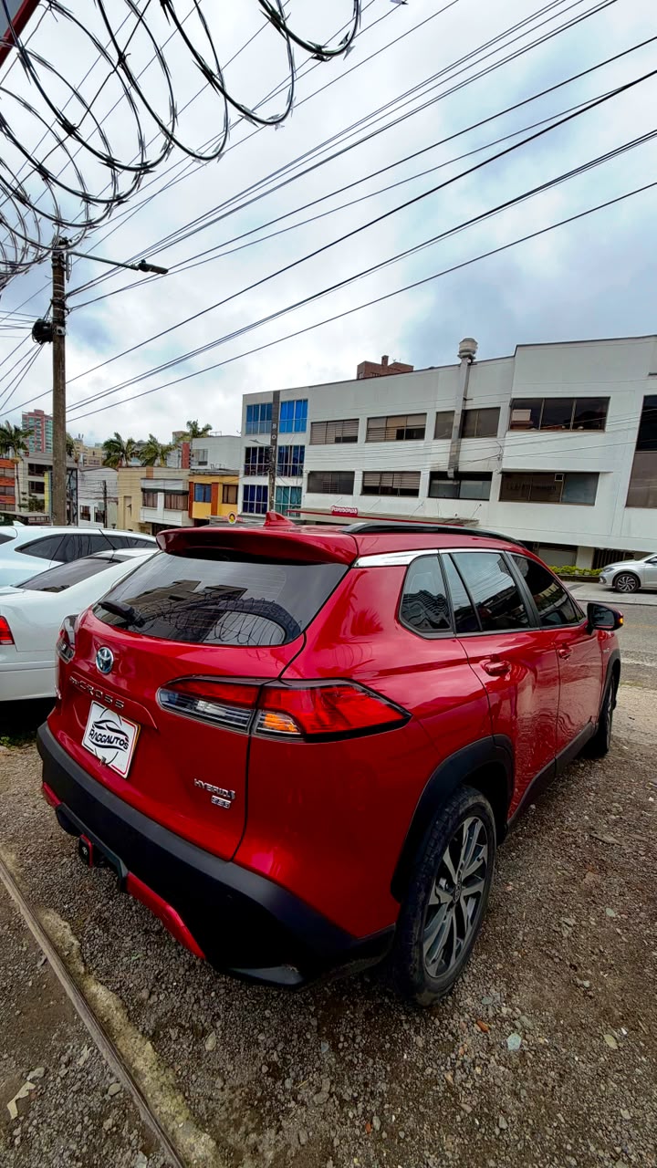 TOYOTA COROLLA CROSS SEG 1.8 HEV 2022 AUTOMÁTICA 4X2