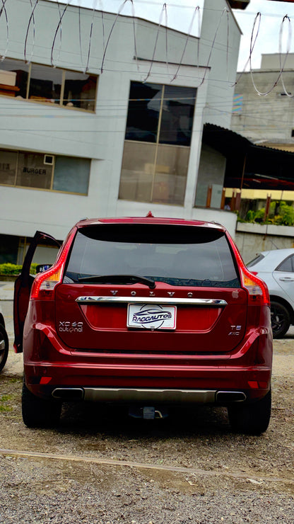 VOLVO XC60 T5 2.0 TURBO AWD 2017 GASOLINA AUTOMÁTICA