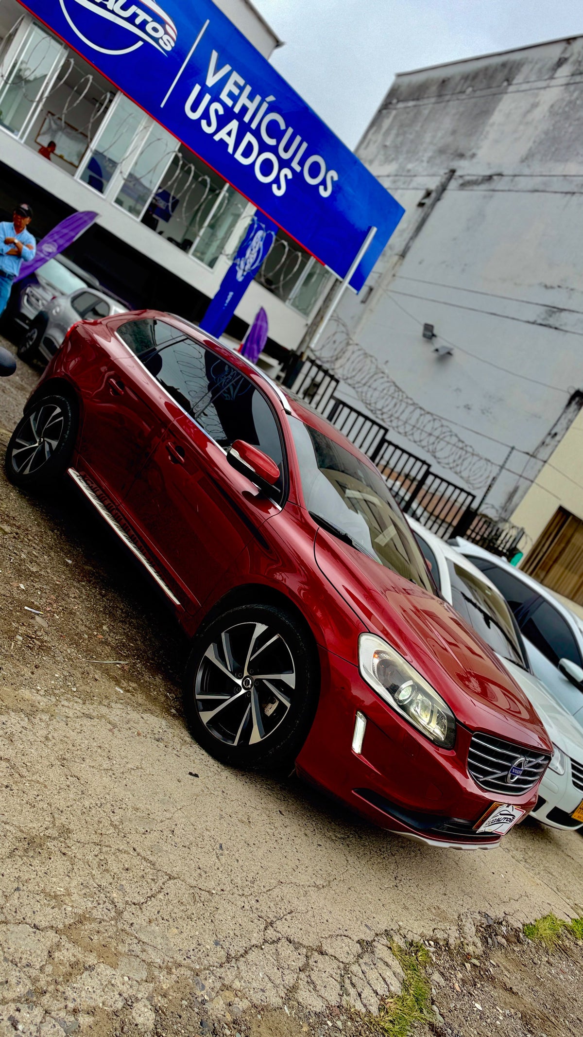 VOLVO XC60 T5 2.0 TURBO AWD 2017 GASOLINA AUTOMÁTICA