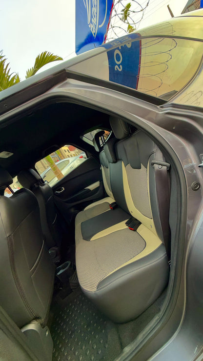 RENAULT CAPTUR INTENS 2.0 GASOLINA 2020 AUTOMÁTICA 4X2
