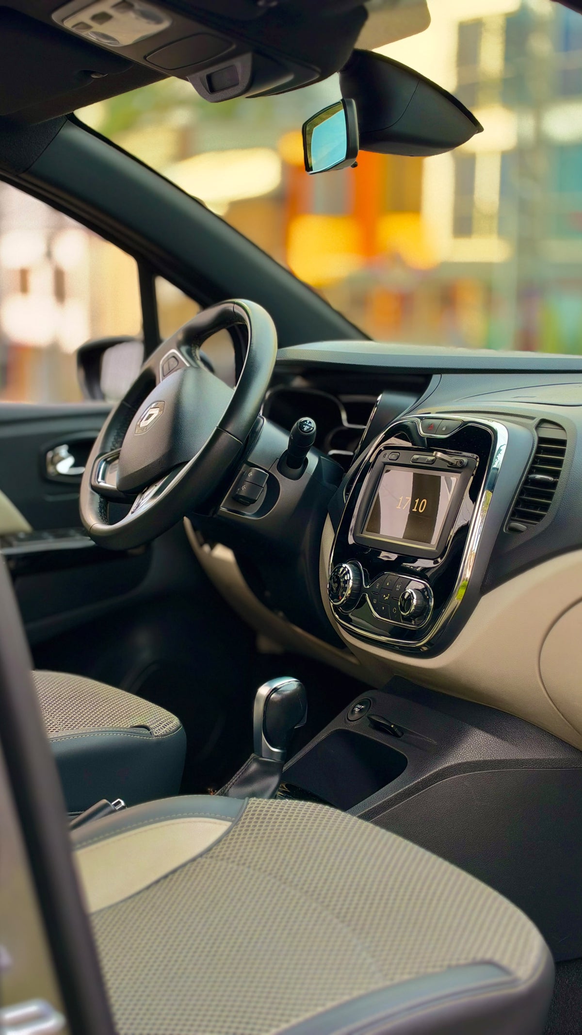 RENAULT CAPTUR INTENS 2.0 GASOLINA 2020 AUTOMÁTICA 4X2