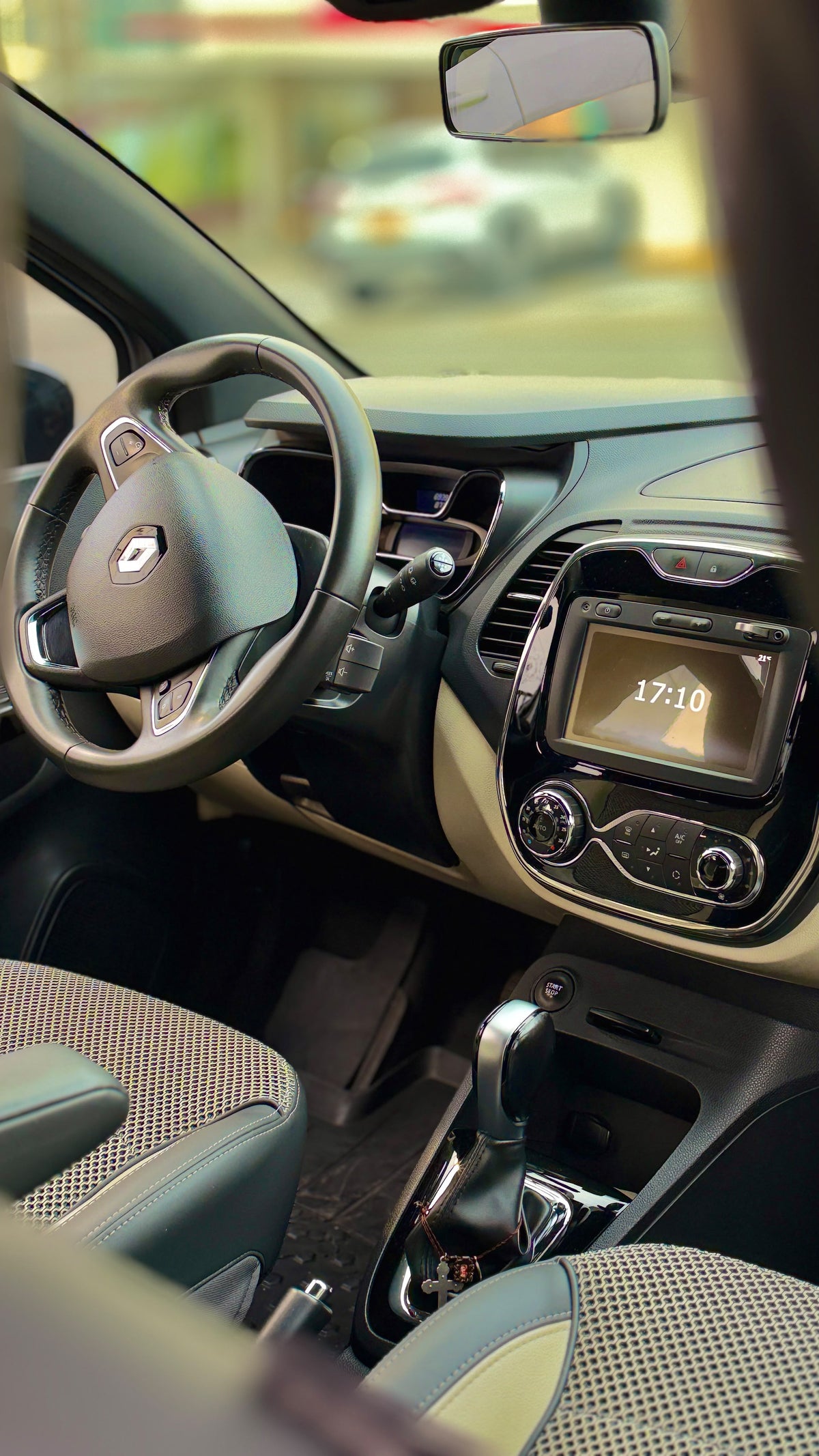 RENAULT CAPTUR INTENS 2.0 GASOLINA 2020 AUTOMÁTICA 4X2