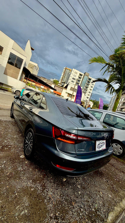 VOLKSWAGEN JETTA HIGHLINE 1.4 TURBO GASOLINA 2019 AUTOMÁTICO