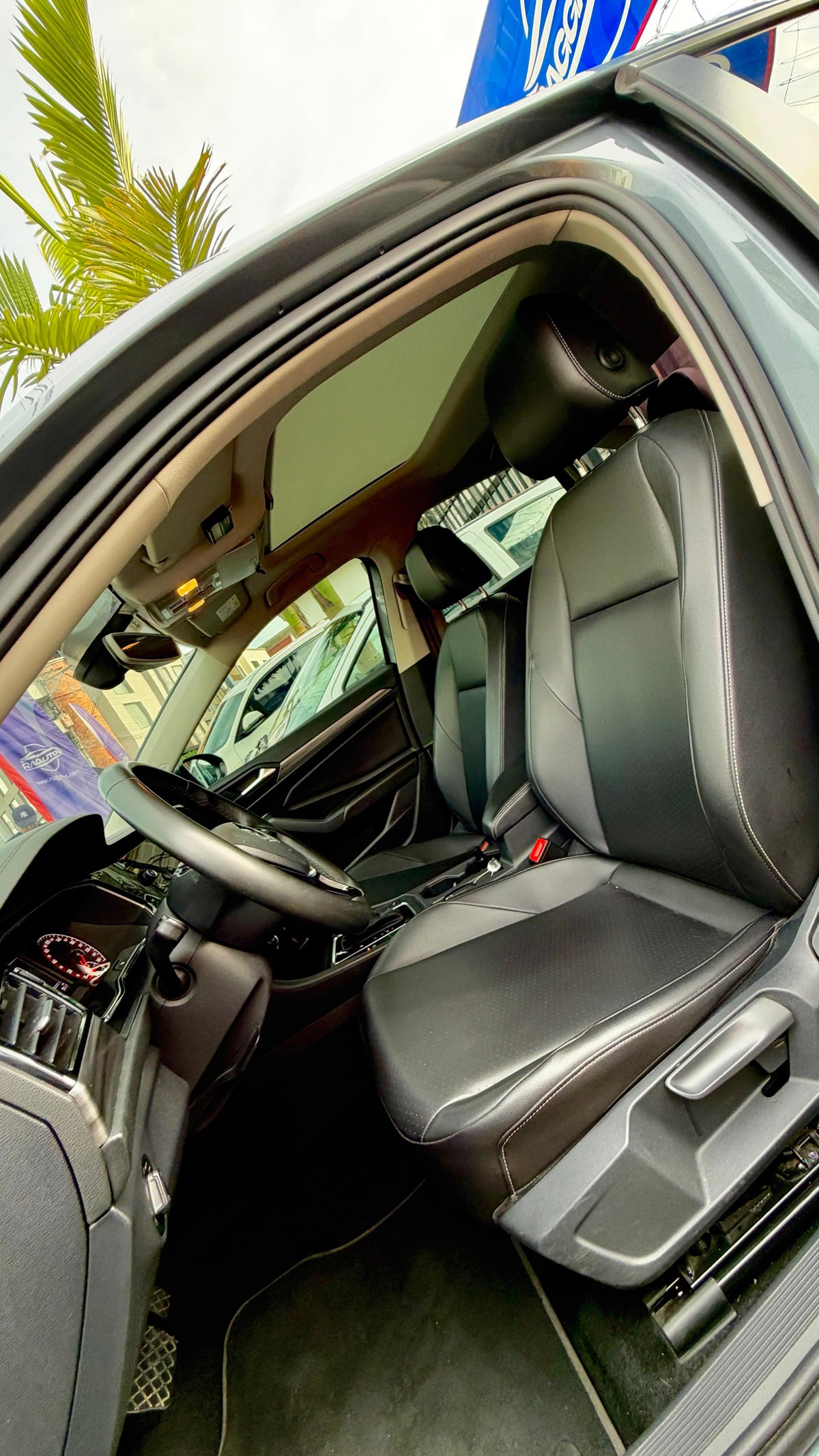 VOLKSWAGEN JETTA HIGHLINE 1.4 TURBO GASOLINA 2019 AUTOMÁTICO